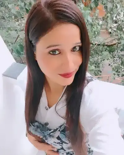 Call Girls in Kamarhati